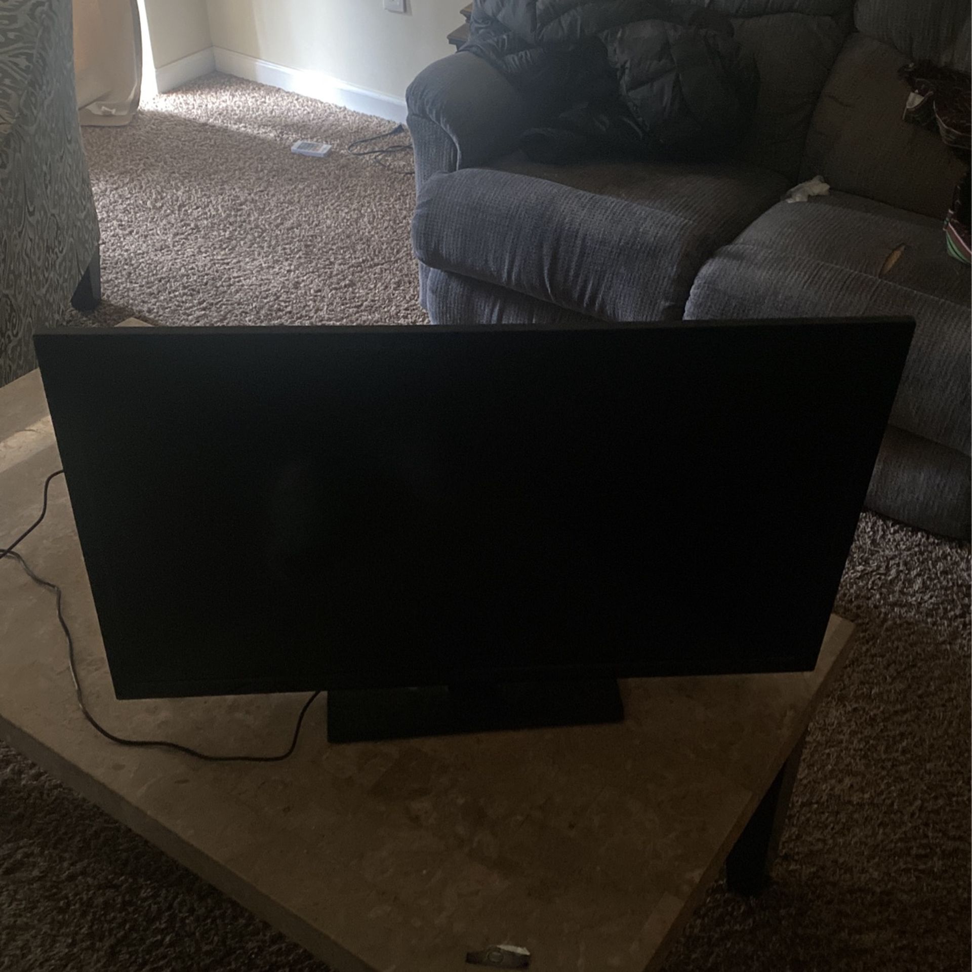 32 Inch HDTV