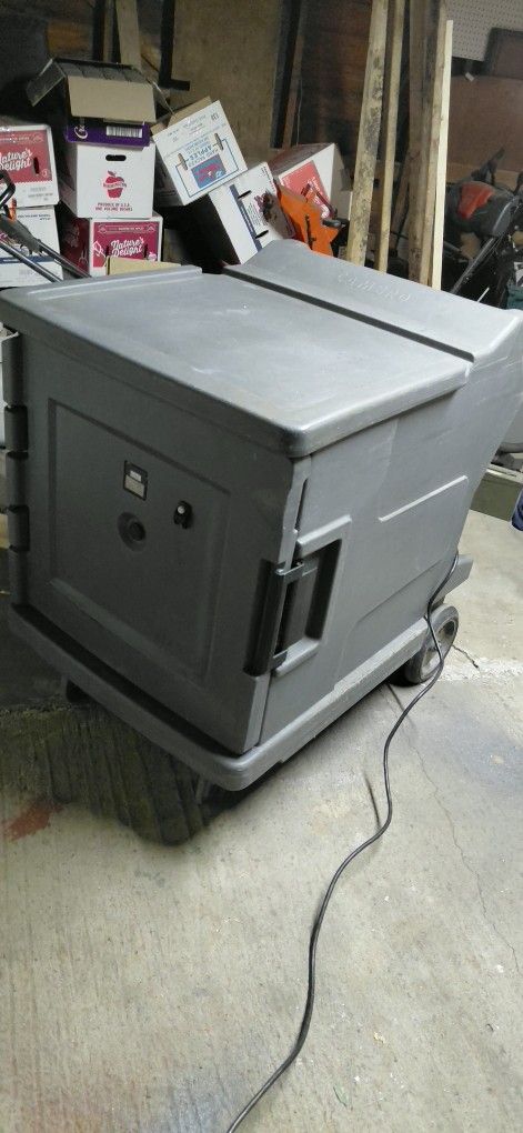 Cambro Heated Holding Cabinet