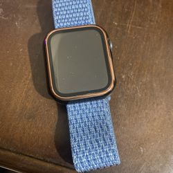 Apple Watch SE 