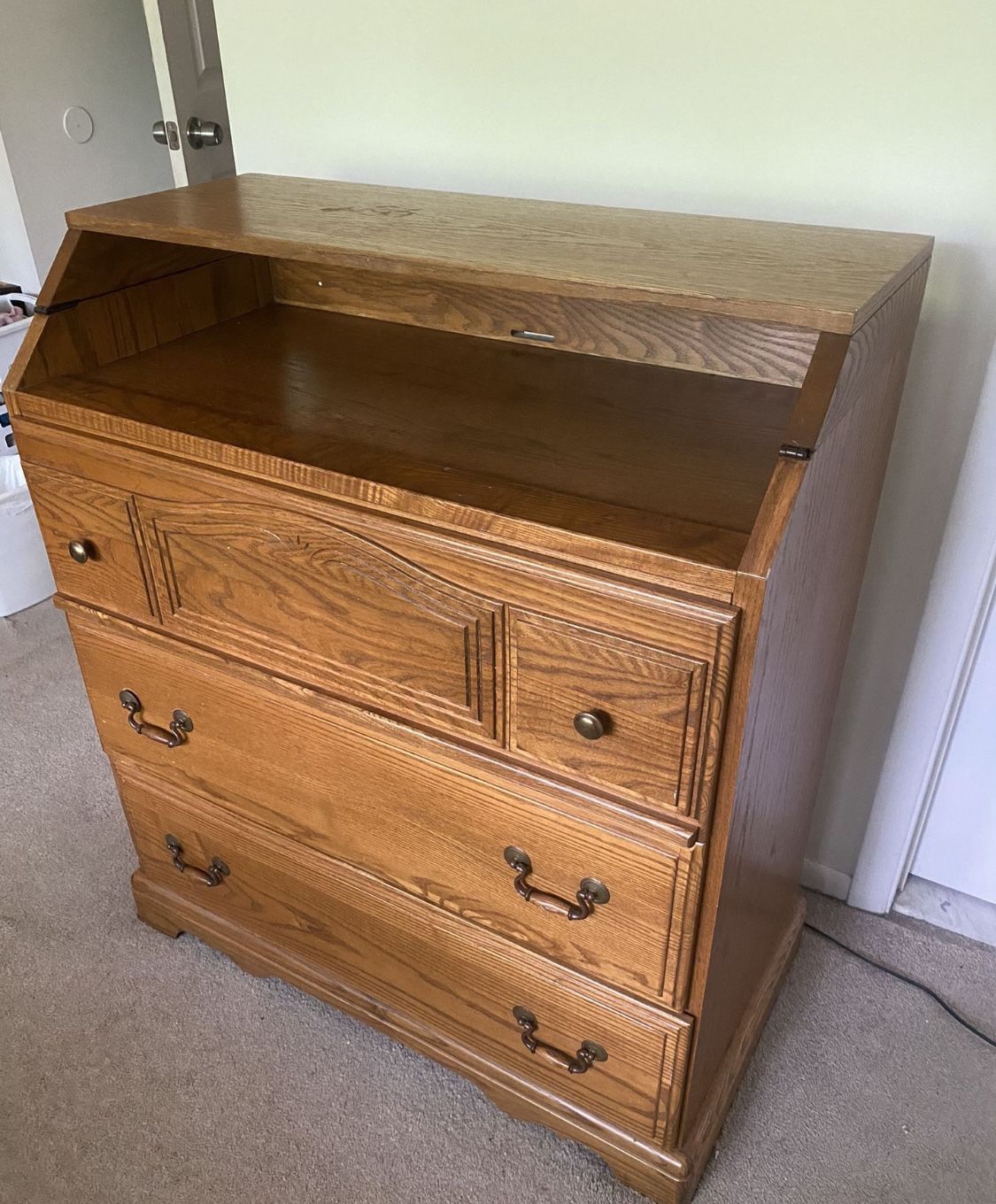 Real Wood Dresser/desk/baby changing table