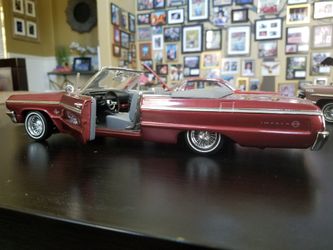 1/18 Custom 1964 SS Convertible w/ Dayton Rims. Comes w/ original box. For display only. $200