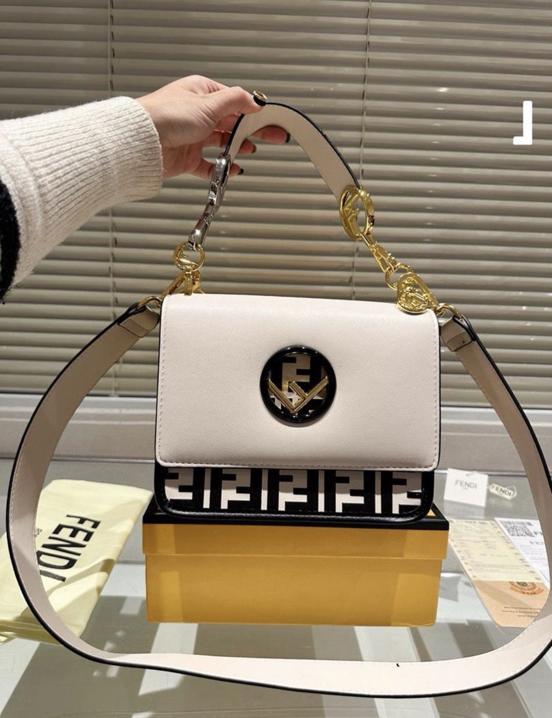 Purse 👜 ❤️$120 👈🏼