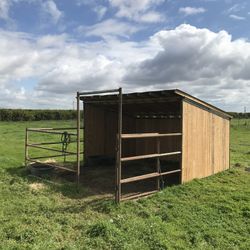 Complete Horse Corrals