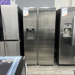Samsung - 27.4 cu. ft. Side-by-Side Refrigerator with Large Capacity - Stainless Steel