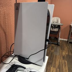 PS5 Disc Edition W/ 2 Controllers