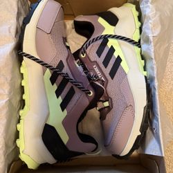 Adidas Terrex Women’s 10.5