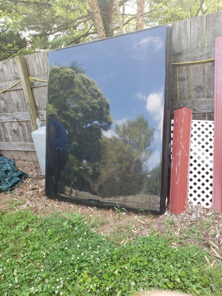 Leer tonneau cover