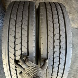 225/70/19.5 Hankook