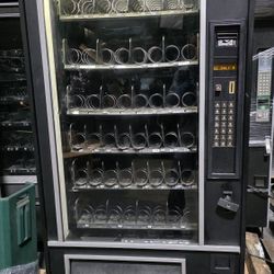 Snack Vending Machine