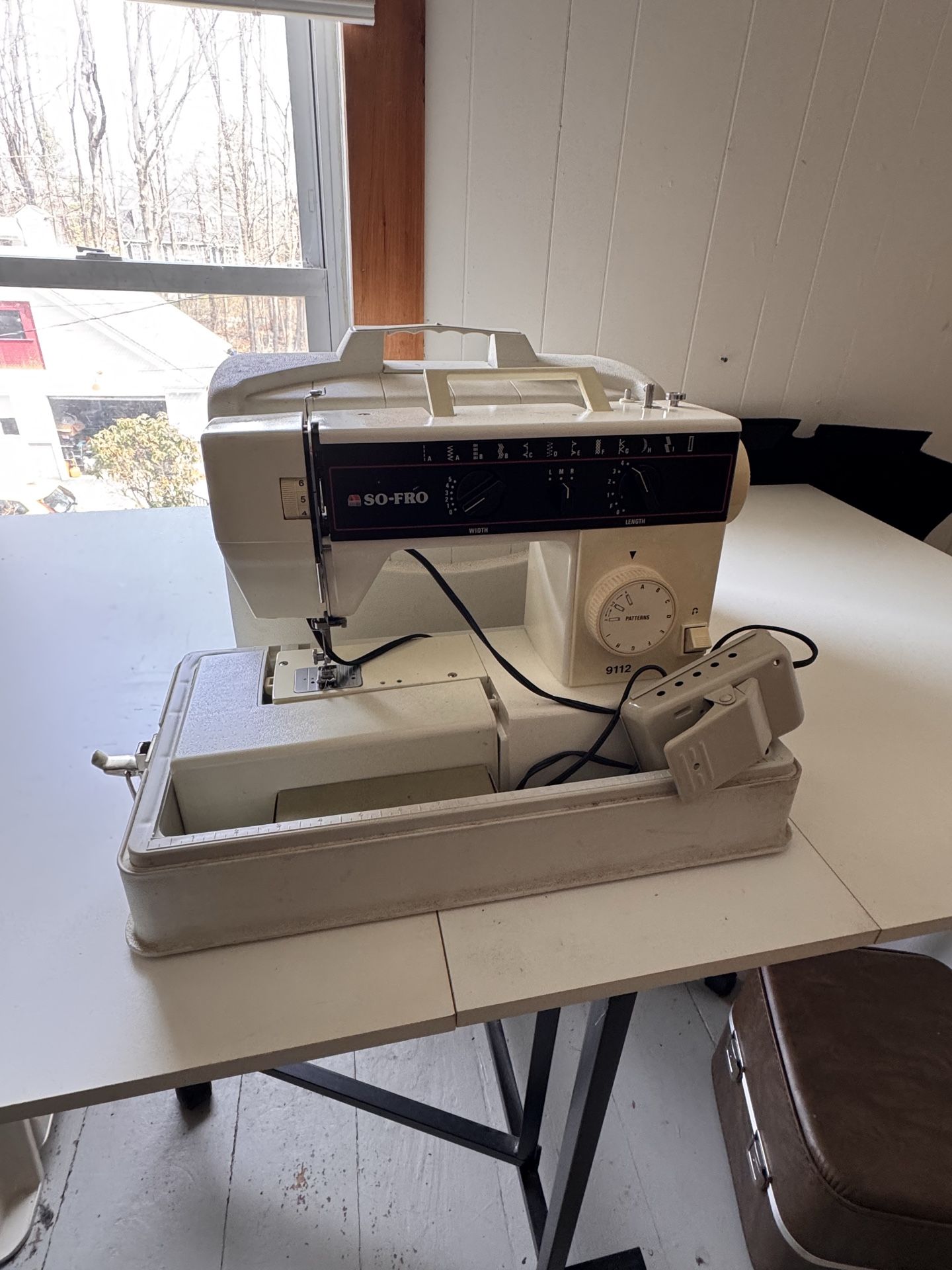 So-fro sewing machine with carrying case