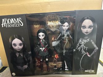 Monster High Skullector Wednesday and Morticia Duo