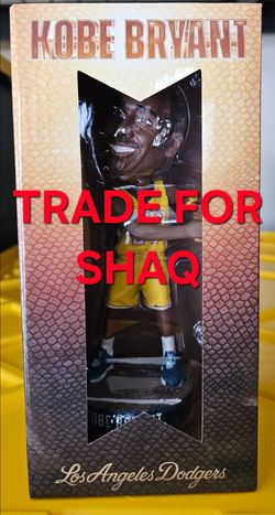 TRADE THIS KOBE BRYANT FOR SHAQUILLE  O'NEAL BOBBLEHEAD