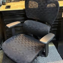 Mesh Ergonomic Office Chair with 6D Armrests,High Back Mesh Gaming Chair with Lumbar Support