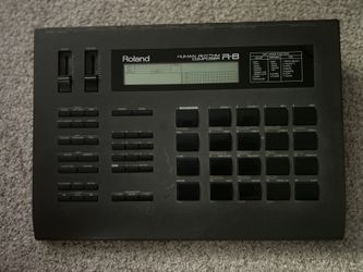 Roland R8