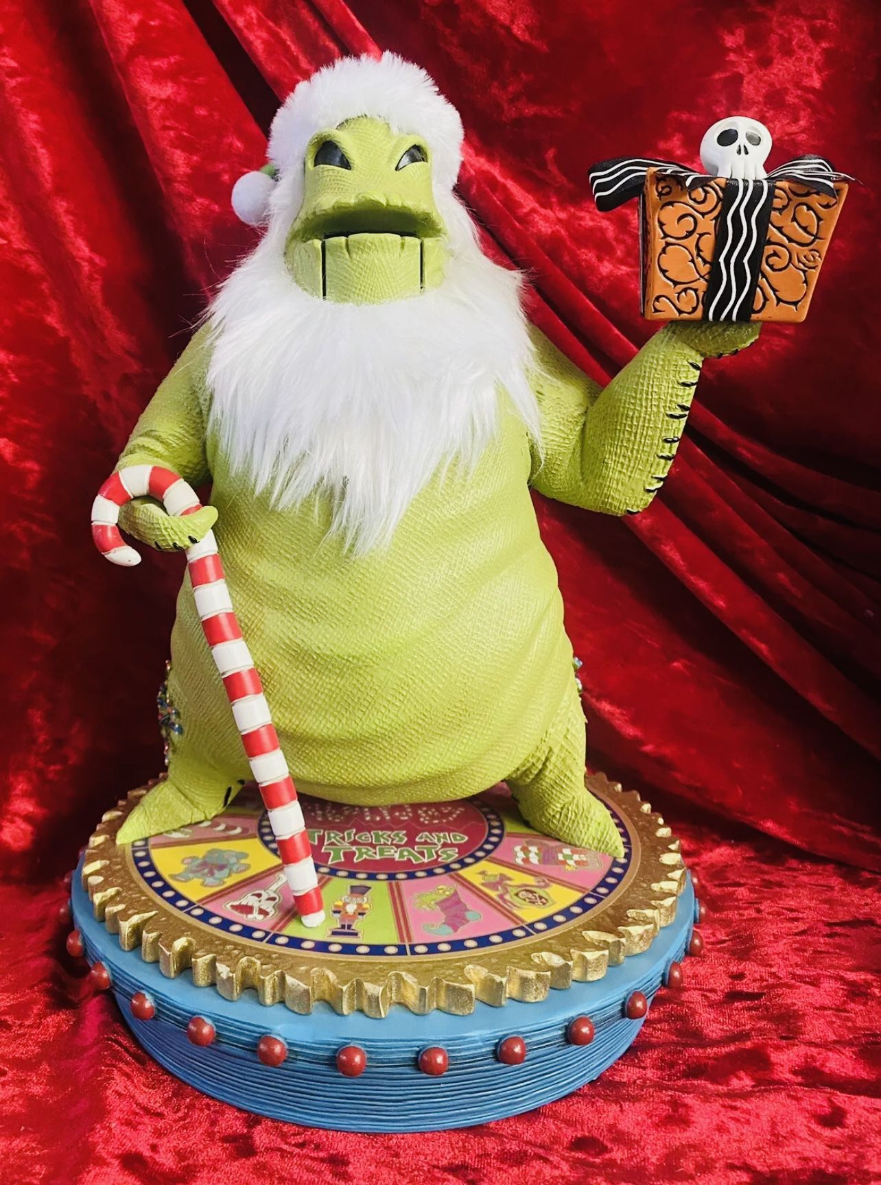 Disney Parks Oogie Boogie Nutcracker Figurine11.5” (NEW IN BOX🎃🎄) Nightmare Before Christmas Sandy Claws Nutcracker Disneyland Limited EXCLUSIVE