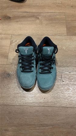 Kobe girl dad’s size 9.5