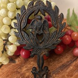 Vintage Collectible Small Cast Iron Trivet