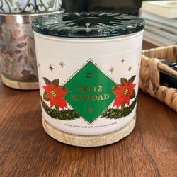 White Barn 3-wick Candle - Champurrado Candle 