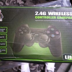 2.4G Wireless Controller Game Pad-NIB 