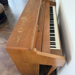 Piano For Sale 