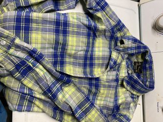 Flannel top medium women’s