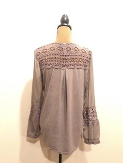 Women’s Blouse Size Large