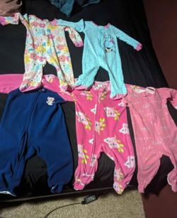 6-9 M Baby Girl Onesies And Pjs (10 Piece)