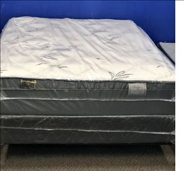 Queen Pillow Top Mattresses