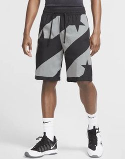 Nike short XL loose fit