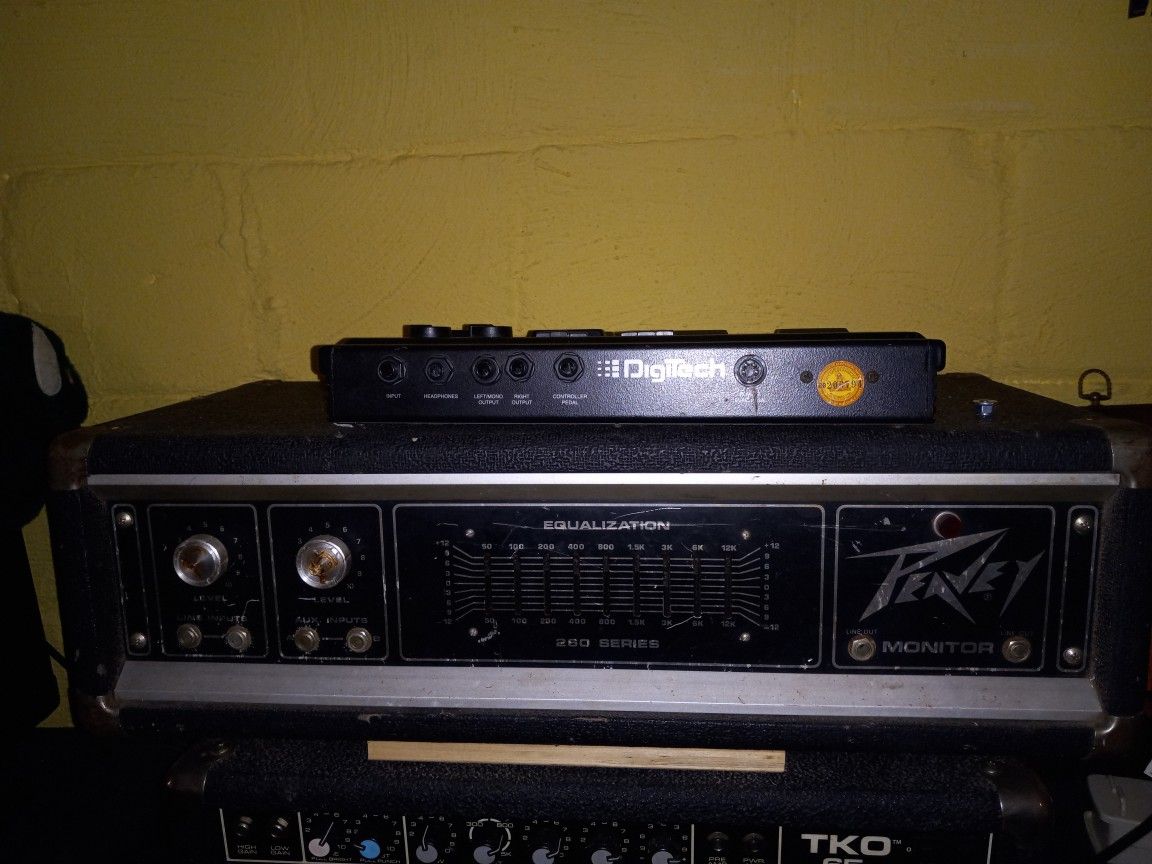 Peavey 260 Series 130 W Guitar / Bass Head