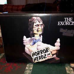 Exorcist Reagan Bed Knocker Bobble head Bed