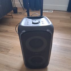 Speaker brand new