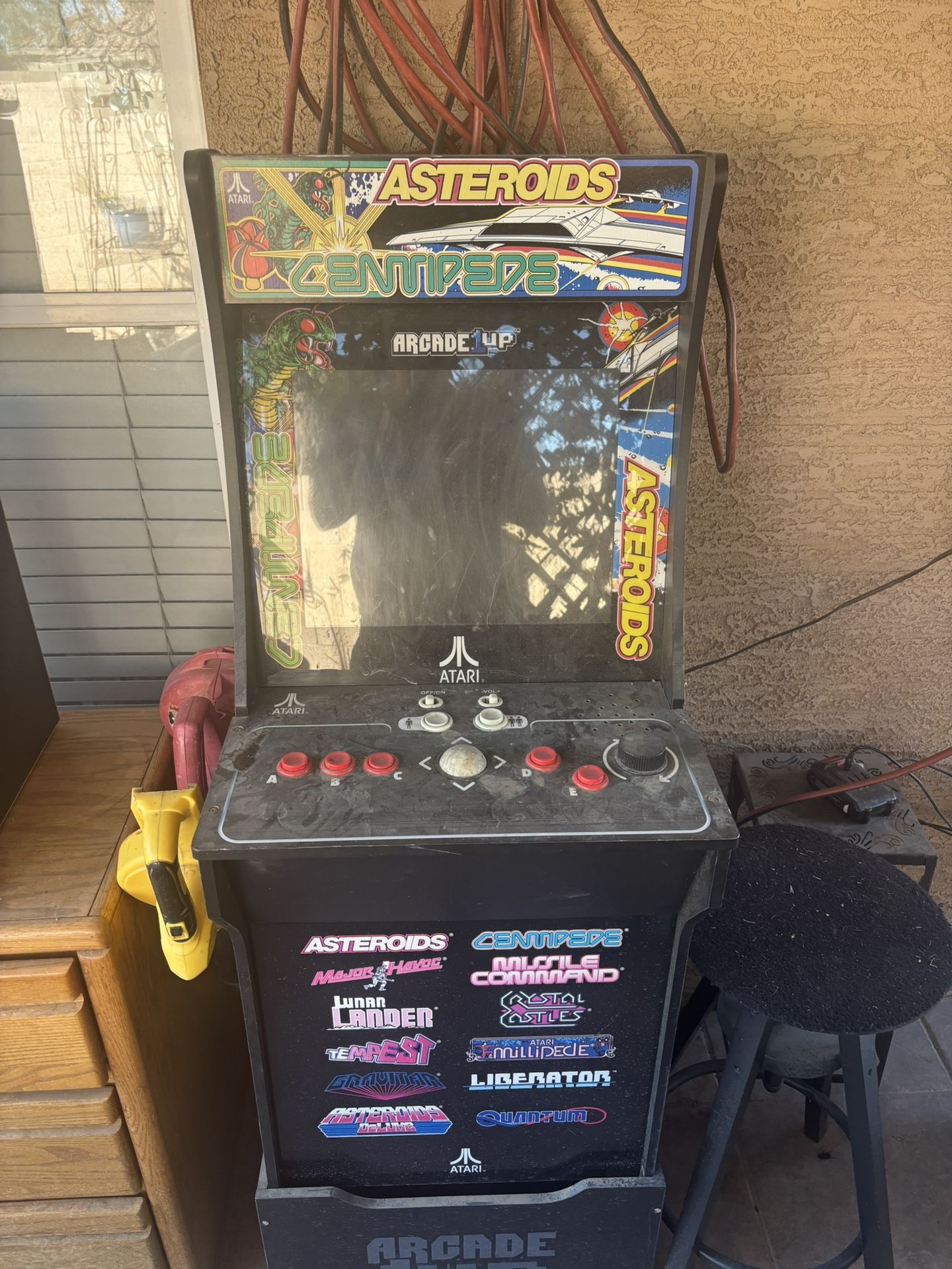 Atari Stand Up Video Game. asteroids/ Centipede/few Others Too.