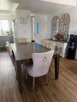 Dinning Table with 6 White Chairs