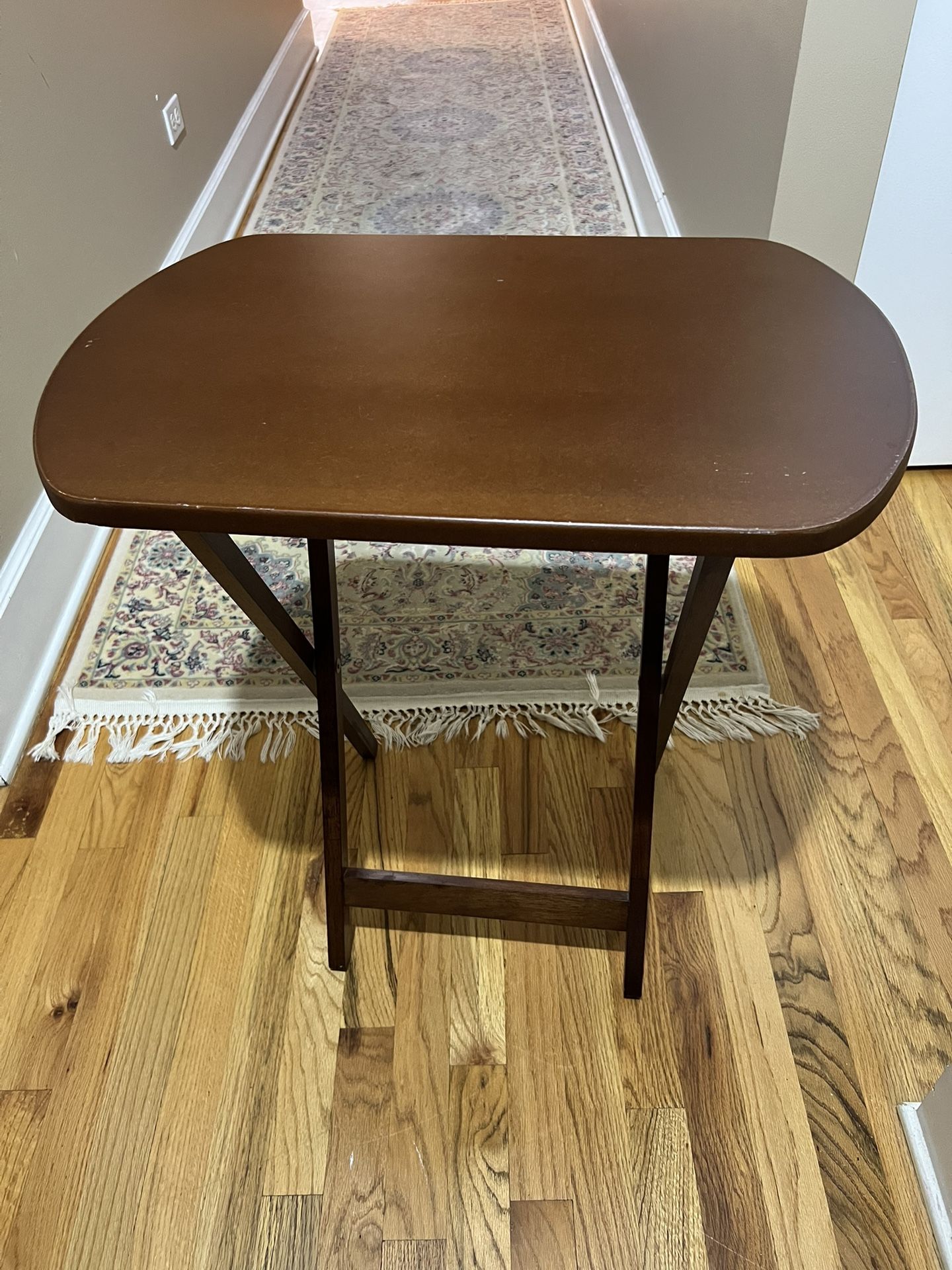 End Table / Nightstand Foldable Like New