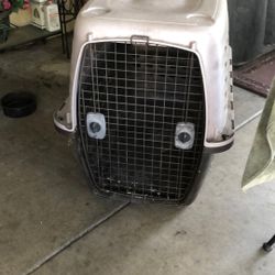 Animal Carrier, Very Large. In Good Condition. Needs Washing