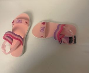 Brand new Girls pink & purple sandals size 11/12 Kids