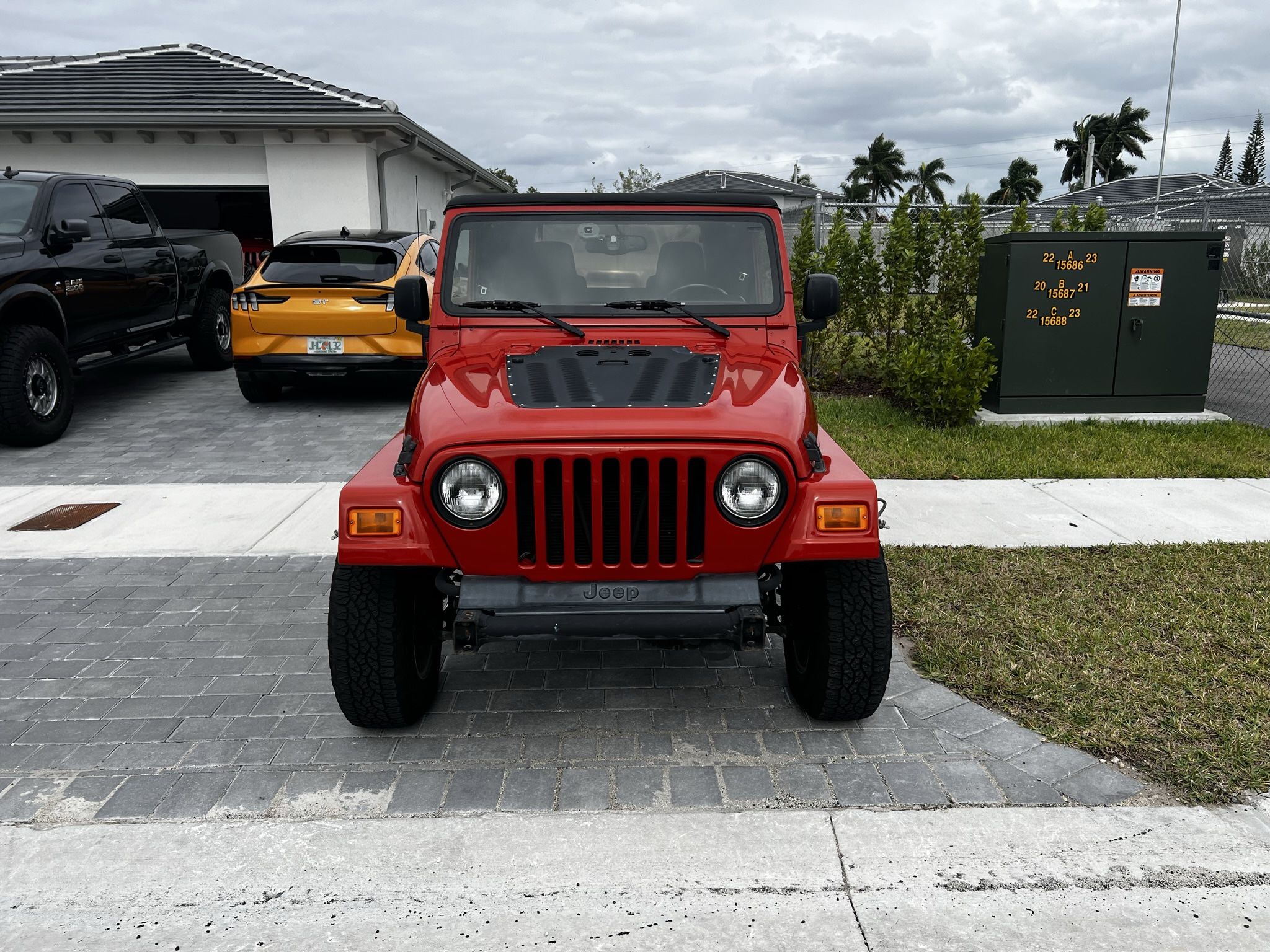 Tj LJ Jeep Wrangler Impact Orange Hood With Hood Louver