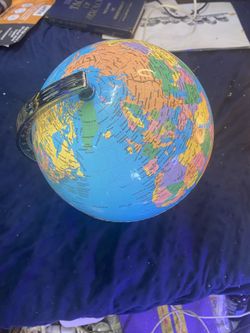 Light Globe 🌍 [used]