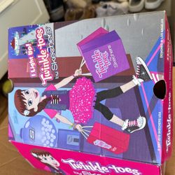 Brand New In Box Twinkle Toes Girls Shoes 13.5