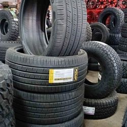 275/65/18 Set De Llantas 