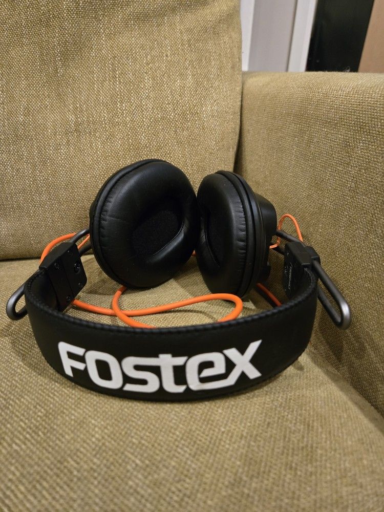 Hi Fi Headphones/Fostex
