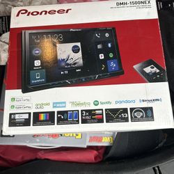Pioneer 7 In In Dash Radio 