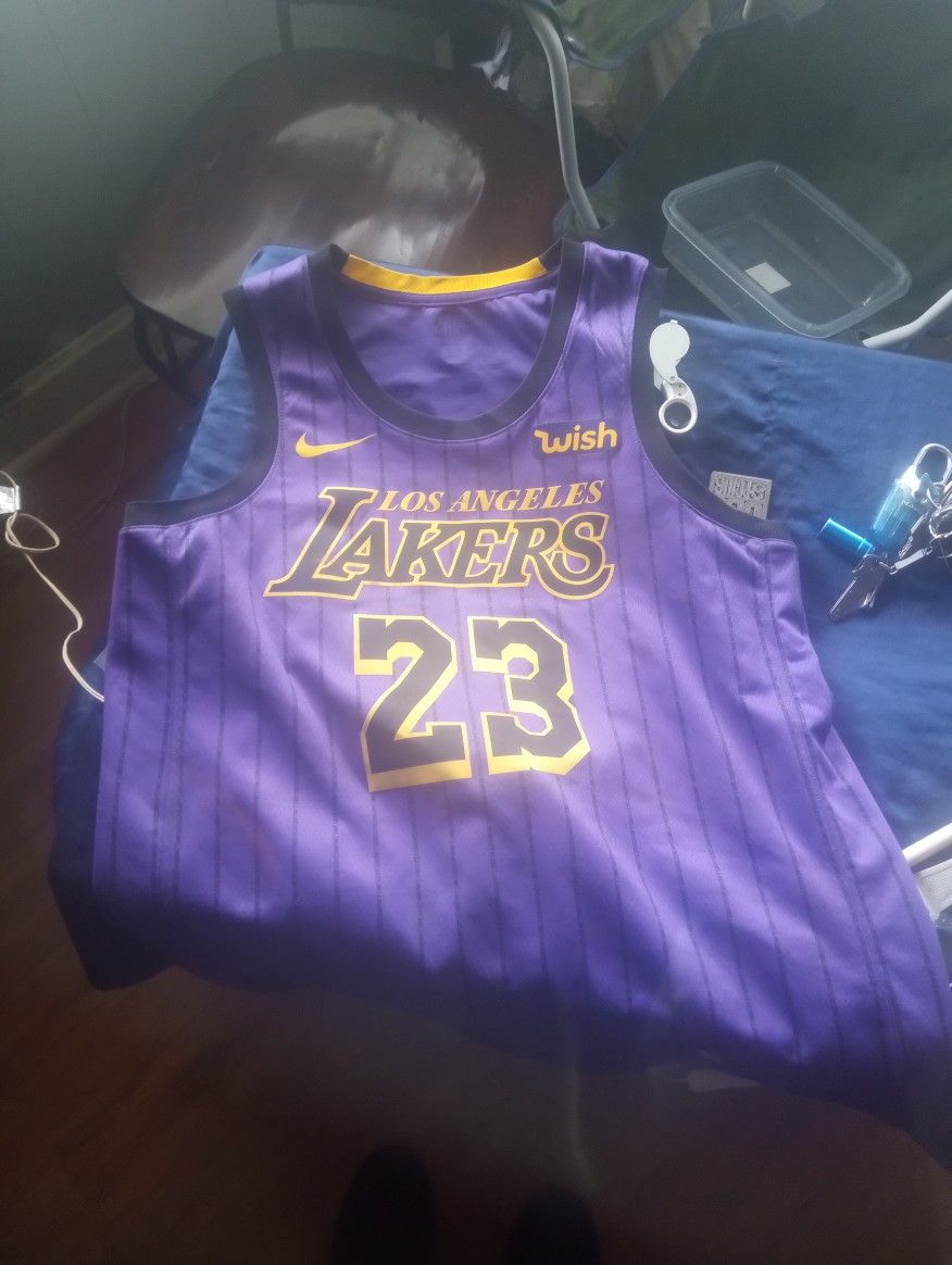 Labron James Jersey Xl