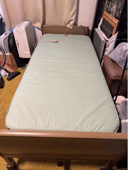 Pre-Owned Invacare Homecare Bed Semi-Electric Hospital Bed Bundle for Home Use.