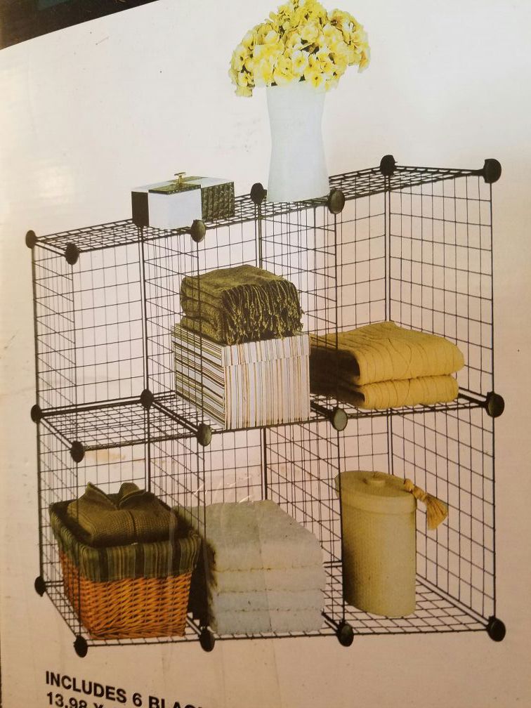 Shelf of 6 cube