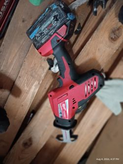 Milwaukee M18 18V Lithium-Ion Cordless HACKZALL Reciprocating Saw (Model 2625-20).