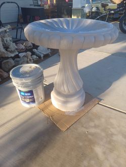 Bird bath concrete