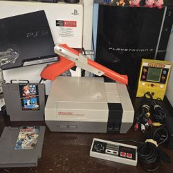 Nintendo Entertainment System With 2 Games