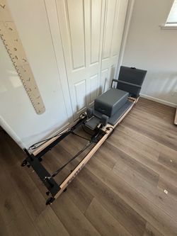 Pilates reformer